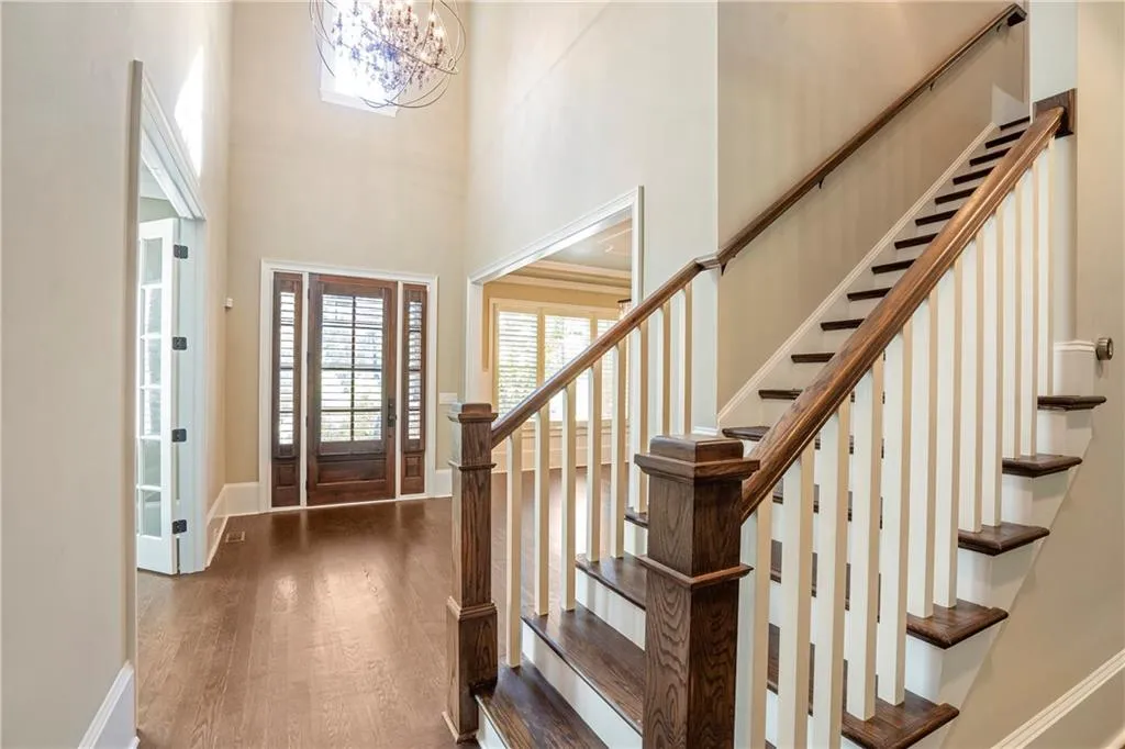 254 Elden Drive, Atlanta, Georgia 30342, 6 Bedrooms Bedrooms, ,6 BathroomsBathrooms,Residential,Sold,254 Elden Drive,7112681