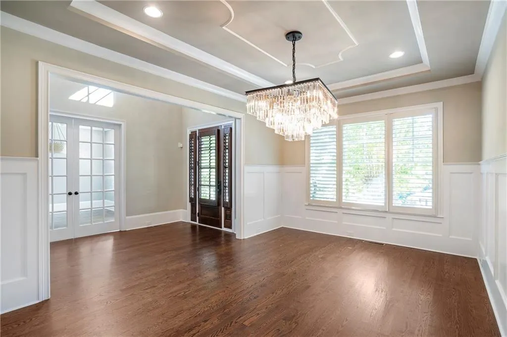 254 Elden Drive, Atlanta, Georgia 30342, 6 Bedrooms Bedrooms, ,6 BathroomsBathrooms,Residential,Sold,254 Elden Drive,7112681