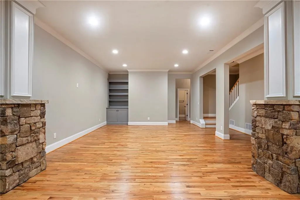 254 Elden Drive, Atlanta, Georgia 30342, 6 Bedrooms Bedrooms, ,6 BathroomsBathrooms,Residential,Sold,254 Elden Drive,7112681