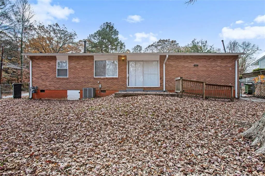 2707 Crescendo Drive Nw, Atlanta, Georgia 30318, 3 Bedrooms Bedrooms, ,1 BathroomBathrooms,Residential,For Sale,2707 Crescendo Drive Nw,7496831