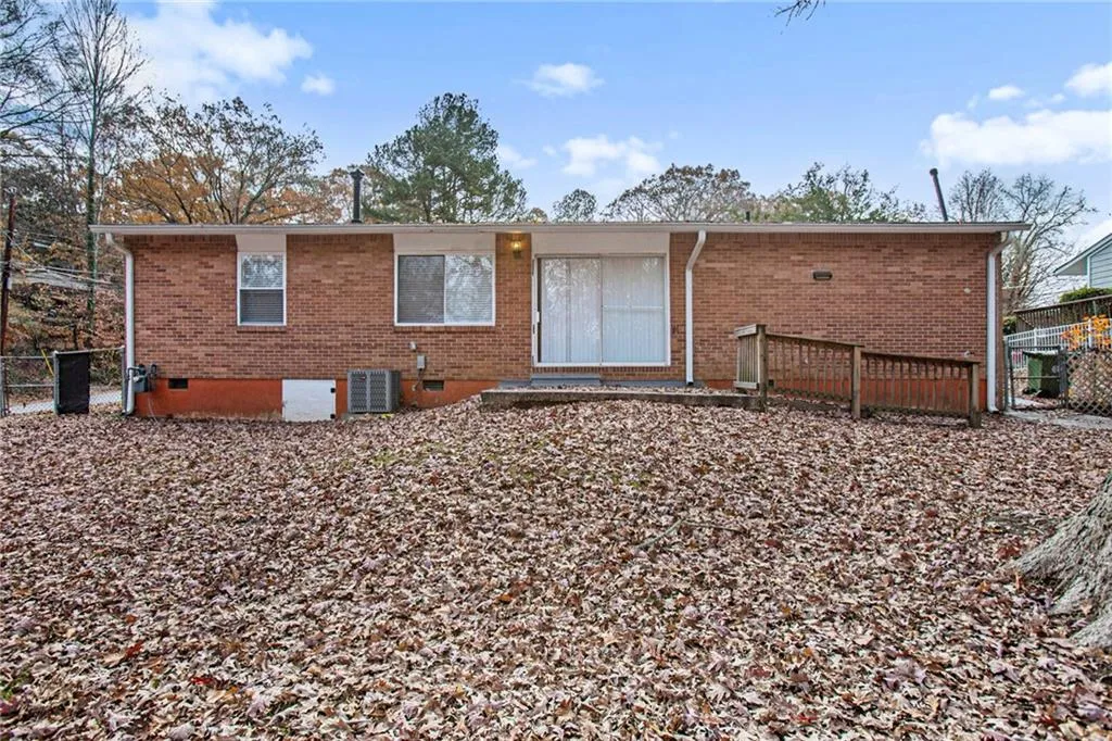 2707 Crescendo Drive Nw, Atlanta, Georgia 30318, 3 Bedrooms Bedrooms, ,1 BathroomBathrooms,Residential,For Sale,2707 Crescendo Drive Nw,7496831