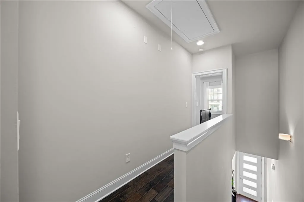 4105 Township Parkway, Atlanta, Georgia 30342, 2 Bedrooms Bedrooms, ,2 BathroomsBathrooms,Residential,Sold,4105 Township Parkway,6766823