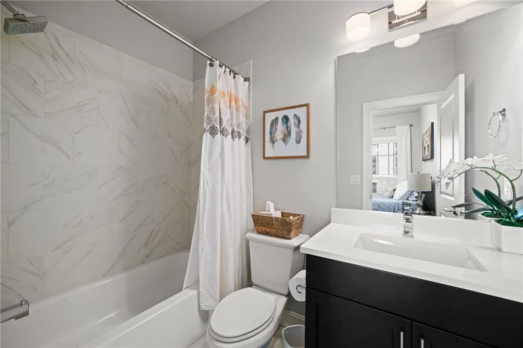 4105 Township Parkway, Atlanta, Georgia 30342, 2 Bedrooms Bedrooms, ,2 BathroomsBathrooms,Residential,Sold,4105 Township Parkway,6766823