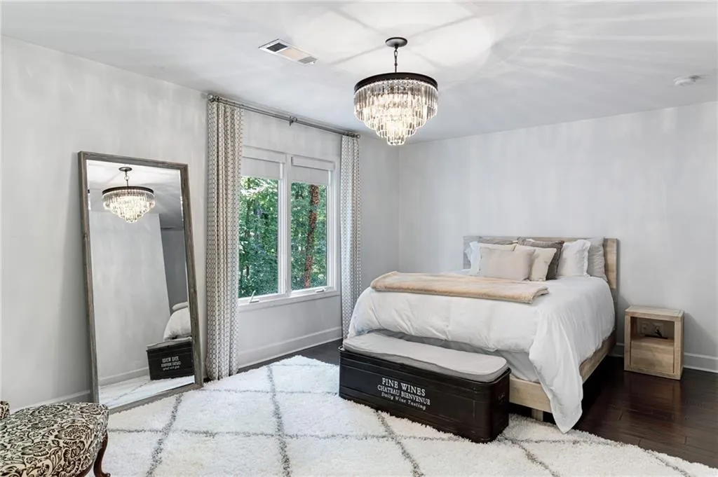 7173 Riverside Drive, Atlanta, Georgia 30328, 4 Bedrooms Bedrooms, ,2 BathroomsBathrooms,Residential,Sold,7173 Riverside Drive,7067984