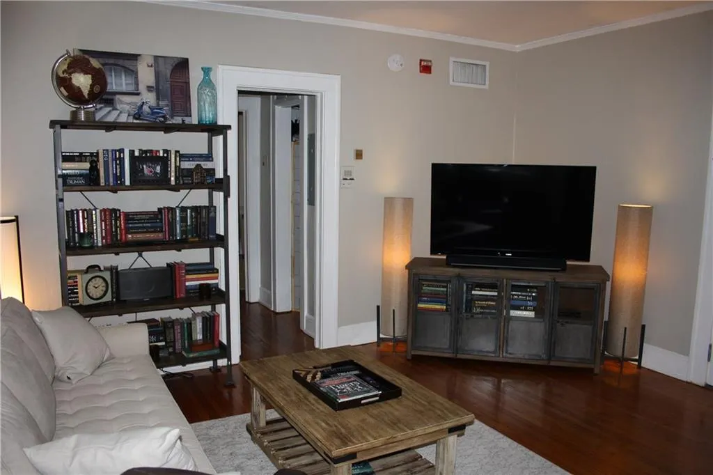 70 Sheridan Drive Ne Unit 2, Atlanta, Georgia 30305, 1 Bedroom Bedrooms, ,1 BathroomBathrooms,Residential,Sold,70 Sheridan Drive Ne Unit 2,5847539