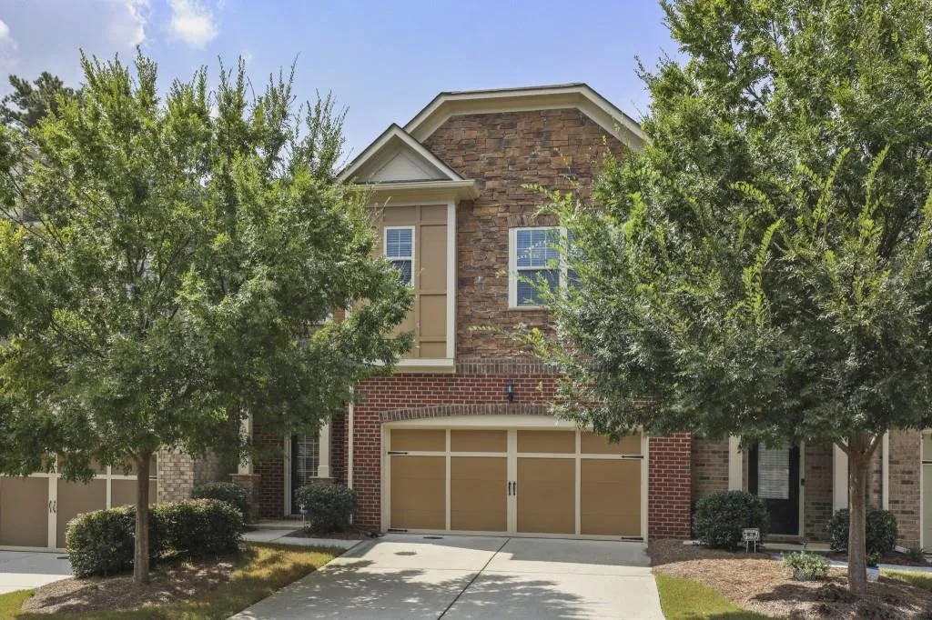 157 Barkley Lane, Sandy Springs, Georgia 30328, 3 Bedrooms Bedrooms, ,2 BathroomsBathrooms,Residential,Sold,157 Barkley Lane,7123338