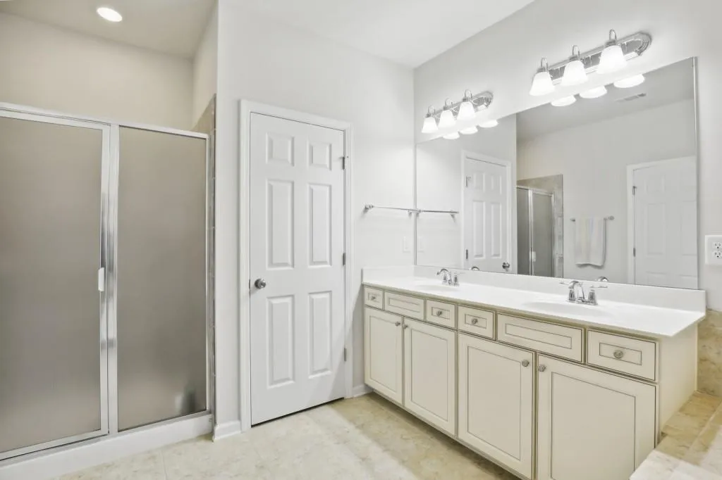 157 Barkley Lane, Sandy Springs, Georgia 30328, 3 Bedrooms Bedrooms, ,2 BathroomsBathrooms,Residential,Sold,157 Barkley Lane,7123338