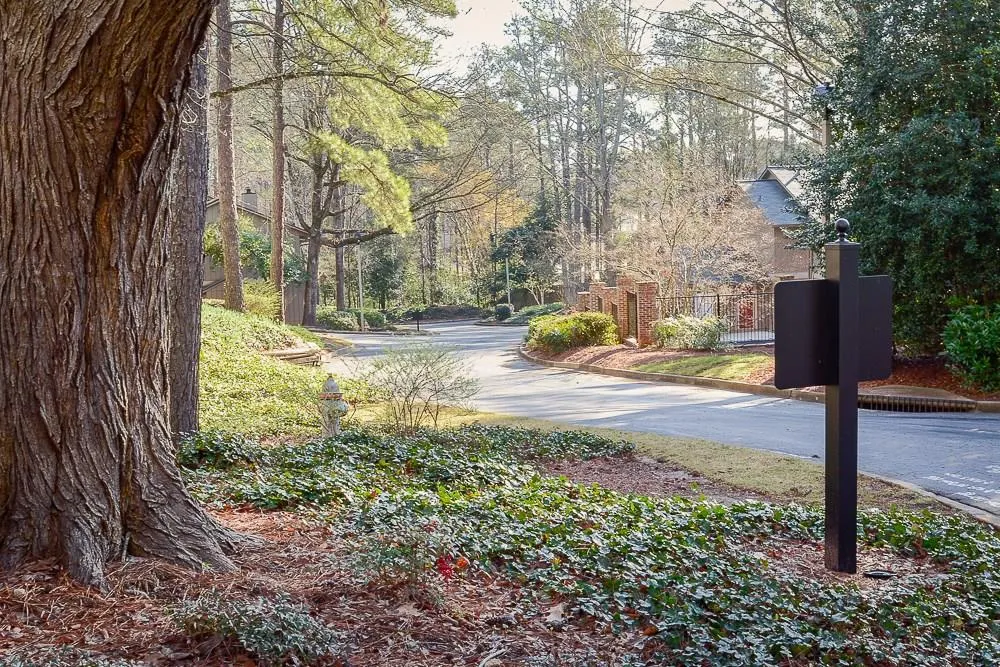 8740 Roswell Road Unit 6b, Atlanta, Georgia 30350, 2 Bedrooms Bedrooms, ,2 BathroomsBathrooms,Residential,Sold,8740 Roswell Road Unit 6b,5974241