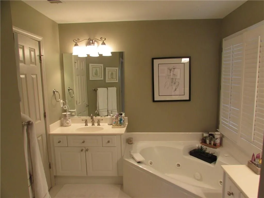 224 Spalding Gates Drive, Atlanta, Georgia 30328, 3 Bedrooms Bedrooms, ,3 BathroomsBathrooms,Residential,Sold,224 Spalding Gates Drive,5711015