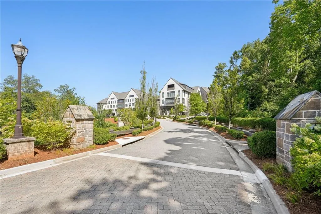6774 Encore Boulevard, Sandy Springs, Georgia 30328, 3 Bedrooms Bedrooms, ,3 BathroomsBathrooms,Residential,Sold,6774 Encore Boulevard,7451637