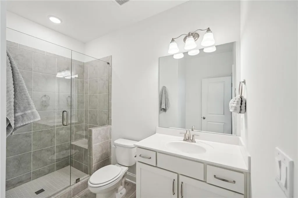6774 Encore Boulevard, Sandy Springs, Georgia 30328, 3 Bedrooms Bedrooms, ,3 BathroomsBathrooms,Residential,Sold,6774 Encore Boulevard,7451637