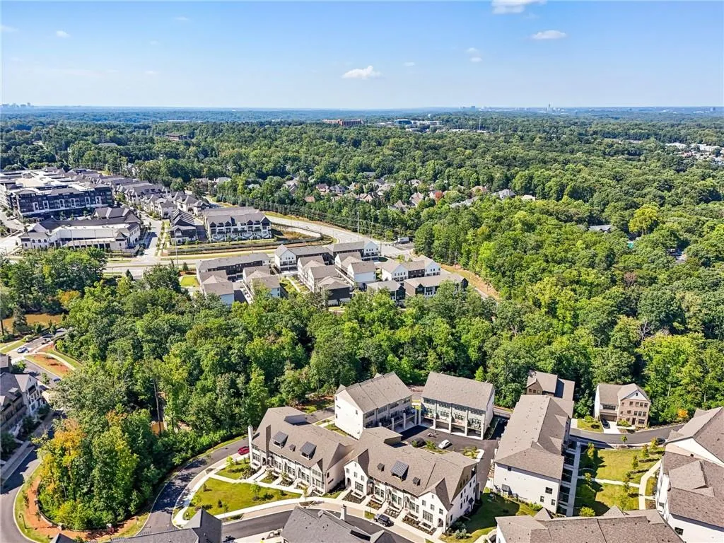 6774 Encore Boulevard, Sandy Springs, Georgia 30328, 3 Bedrooms Bedrooms, ,3 BathroomsBathrooms,Residential,Sold,6774 Encore Boulevard,7451637
