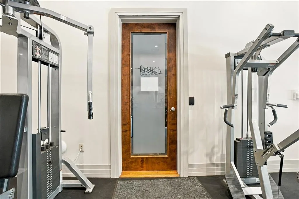 3040 Peachtree Road Nw Unit 709, Atlanta, Georgia 30305, 1 Bedroom Bedrooms, 0 ,1 BathroomBathrooms,Residential,For Sale,3040 Peachtree Road Nw Unit 709,7840137