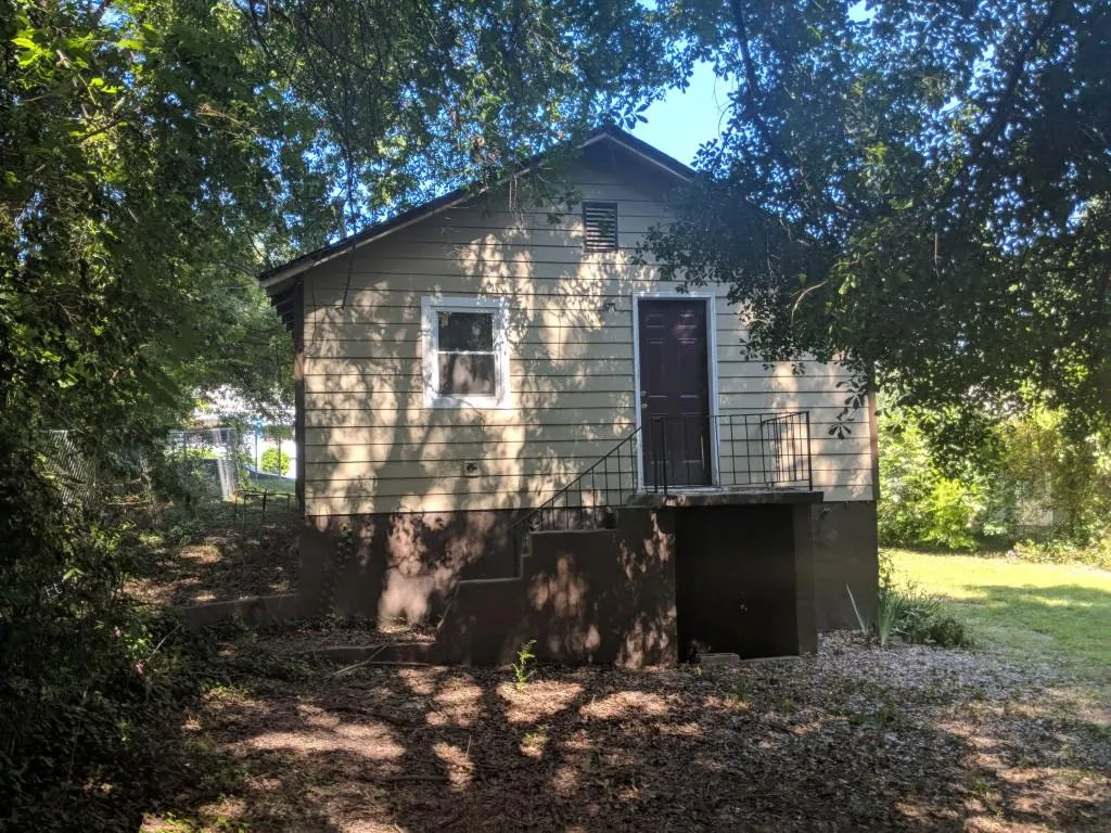 186 Dahlia Avenue, Atlanta, Georgia 30318, 2 Bedrooms Bedrooms, ,1 BathroomBathrooms,Residential,Sold,186 Dahlia Avenue,6076245