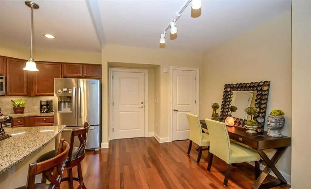 200 River Vista Drive Unit 308, Atlanta, Georgia 30339, 2 Bedrooms Bedrooms, ,2 BathroomsBathrooms,Residential,Sold,200 River Vista Drive Unit 308,5666291