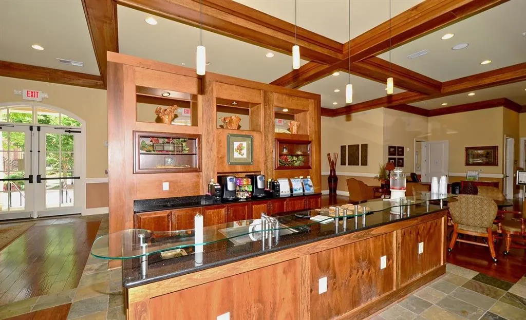 200 River Vista Drive Unit 308, Atlanta, Georgia 30339, 2 Bedrooms Bedrooms, ,2 BathroomsBathrooms,Residential,Sold,200 River Vista Drive Unit 308,5666291