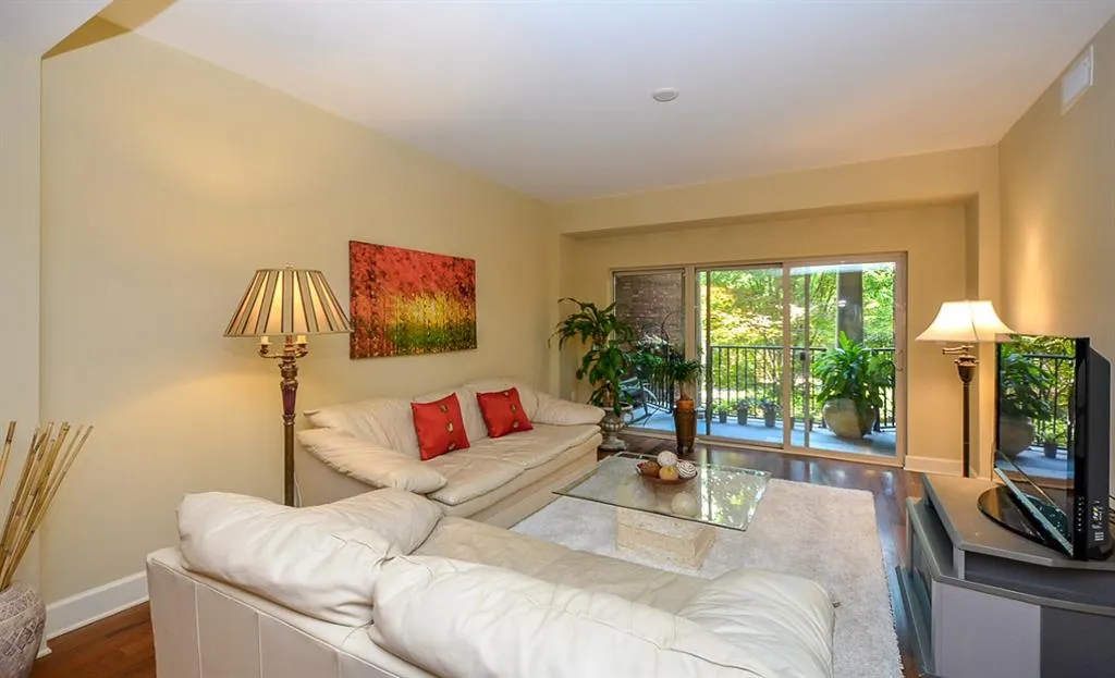 200 River Vista Drive Unit 308, Atlanta, Georgia 30339, 2 Bedrooms Bedrooms, ,2 BathroomsBathrooms,Residential,Sold,200 River Vista Drive Unit 308,5666291