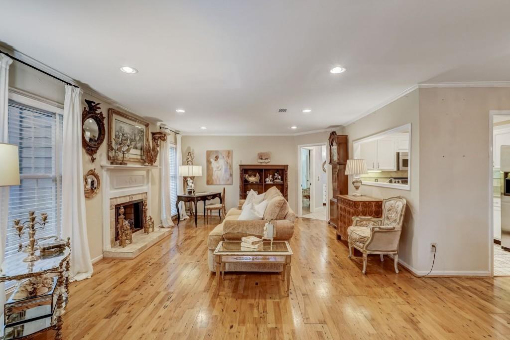 201 Bainbridge Drive, Sandy Springs, Georgia 30327, 1 Bedroom Bedrooms, ,1 BathroomBathrooms,Residential,Sold,201 Bainbridge Drive,7308790