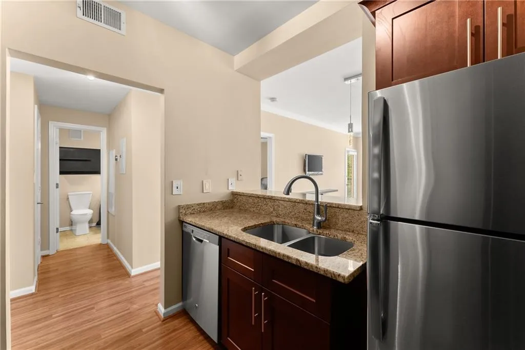 1406 River Green Drive Nw, Atlanta, Georgia 30327, 1 Bedroom Bedrooms, ,1 BathroomBathrooms,Residential,For Sale,1406 River Green Drive Nw,7651478