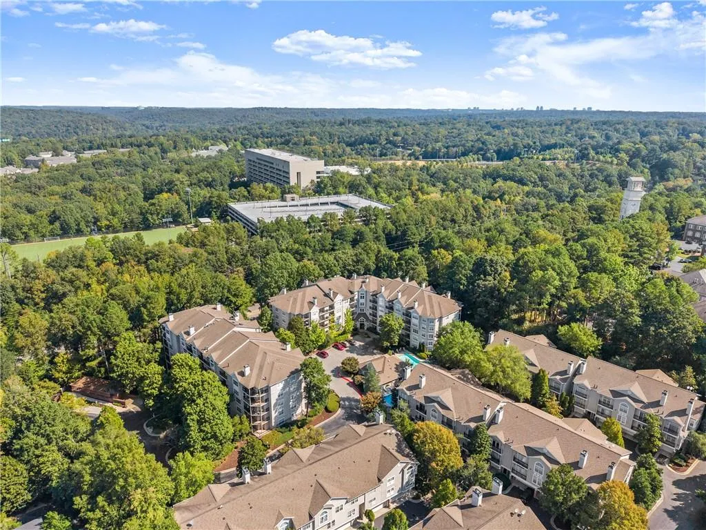 1406 River Green Drive Nw, Atlanta, Georgia 30327, 1 Bedroom Bedrooms, ,1 BathroomBathrooms,Residential,For Sale,1406 River Green Drive Nw,7651478