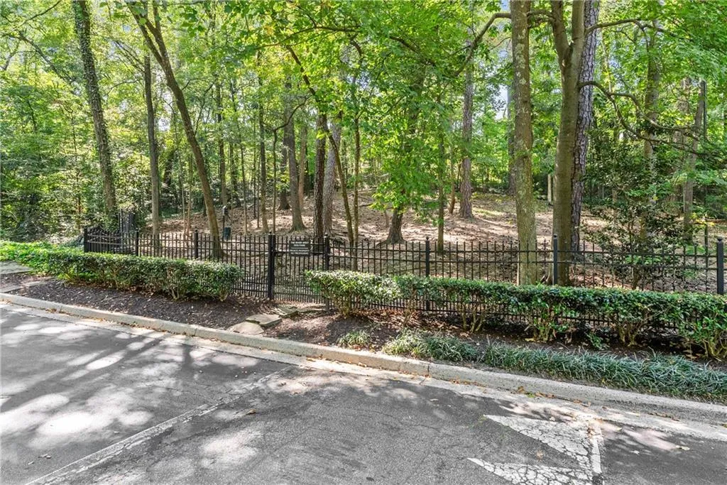 1406 River Green Drive Nw, Atlanta, Georgia 30327, 1 Bedroom Bedrooms, ,1 BathroomBathrooms,Residential,For Sale,1406 River Green Drive Nw,7651478