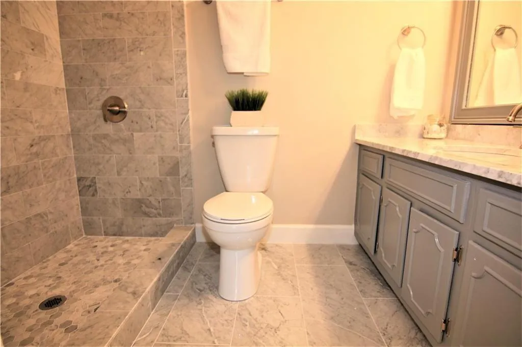 470 The North Chace, Atlanta, Georgia 30328, 3 Bedrooms Bedrooms, ,2 BathroomsBathrooms,Residential,Sold,470 The North Chace,5955065