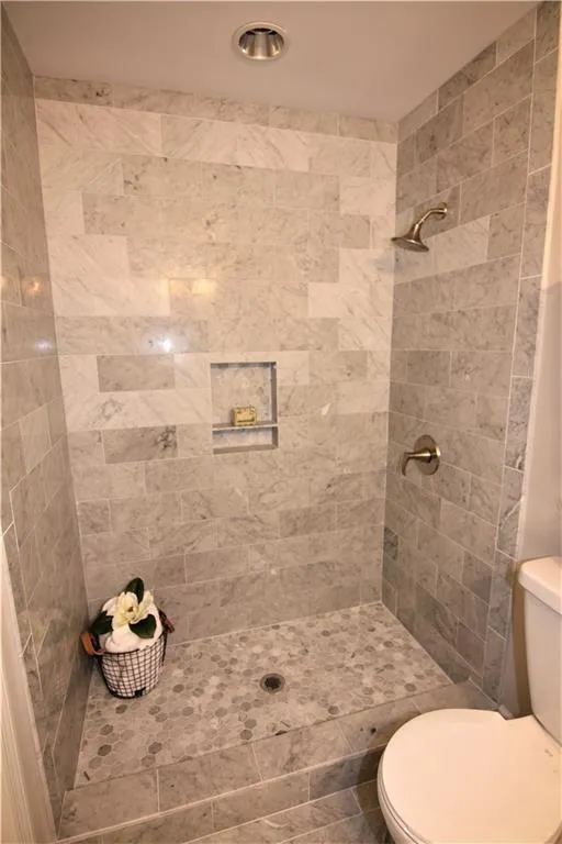 470 The North Chace, Atlanta, Georgia 30328, 3 Bedrooms Bedrooms, ,2 BathroomsBathrooms,Residential,Sold,470 The North Chace,5955065