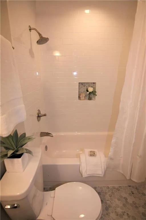 470 The North Chace, Atlanta, Georgia 30328, 3 Bedrooms Bedrooms, ,2 BathroomsBathrooms,Residential,Sold,470 The North Chace,5955065