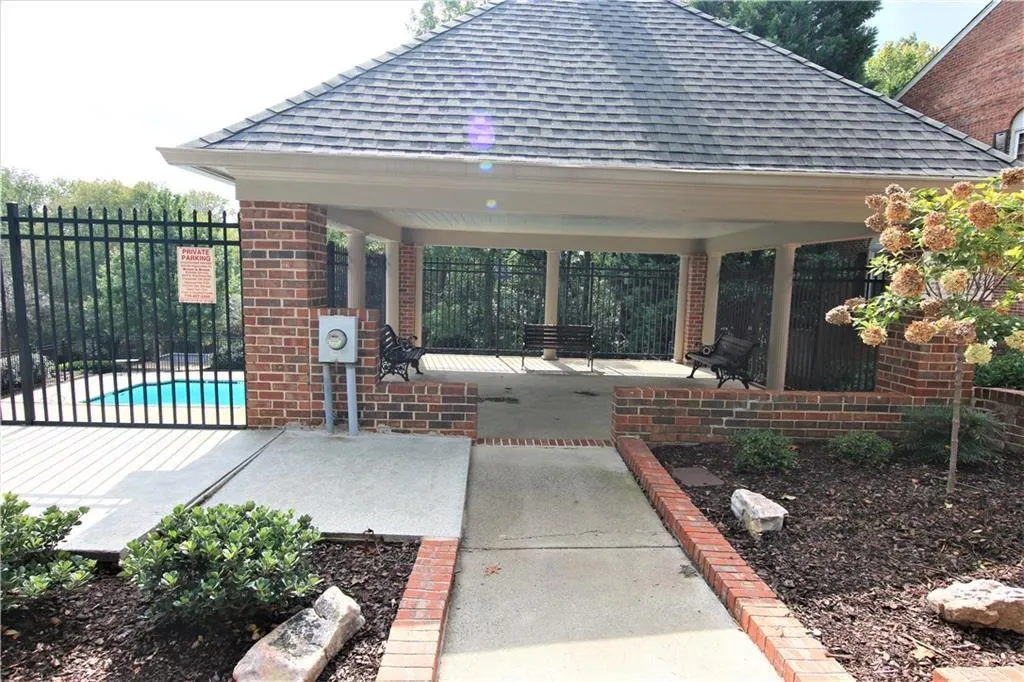 470 The North Chace, Atlanta, Georgia 30328, 3 Bedrooms Bedrooms, ,2 BathroomsBathrooms,Residential,Sold,470 The North Chace,5955065