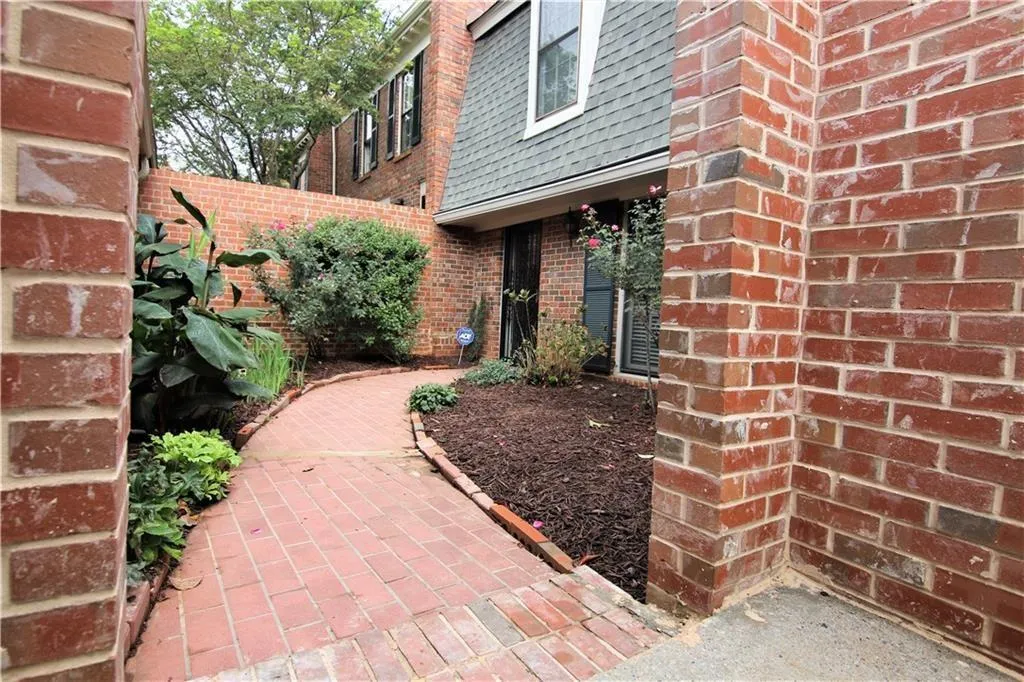 470 The North Chace, Atlanta, Georgia 30328, 3 Bedrooms Bedrooms, ,2 BathroomsBathrooms,Residential,Sold,470 The North Chace,5955065