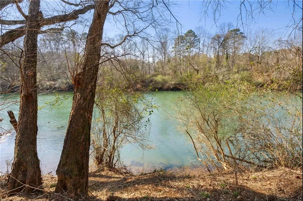 Approx 500' along Chattahoochee River