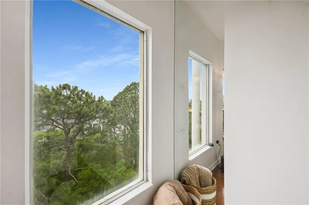 1 Biscayne Drive Nw Unit 705, Atlanta, Georgia 30309, 1 Bedroom Bedrooms, 0 ,1 BathroomBathrooms,Residential,For Sale,1 Biscayne Drive Nw Unit 705,7748009