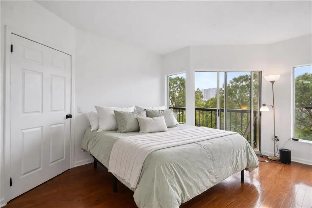 1 Biscayne Drive Nw Unit 705, Atlanta, Georgia 30309, 1 Bedroom Bedrooms, 0 ,1 BathroomBathrooms,Residential,For Sale,1 Biscayne Drive Nw Unit 705,7748009