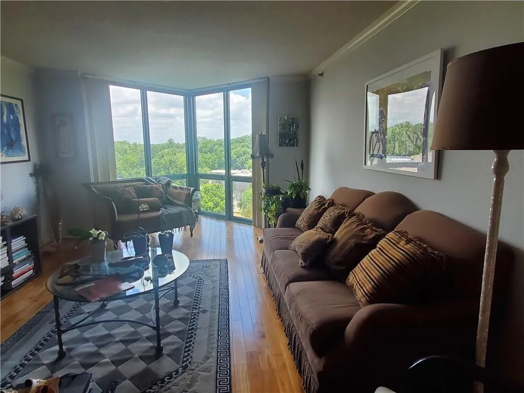 2870 Pharr Court South Nw Unit 901, Atlanta, Georgia 30305, 2 Bedrooms Bedrooms, ,2 BathroomsBathrooms,Residential,For Sale,2870 Pharr Court South Nw Unit 901,7637072