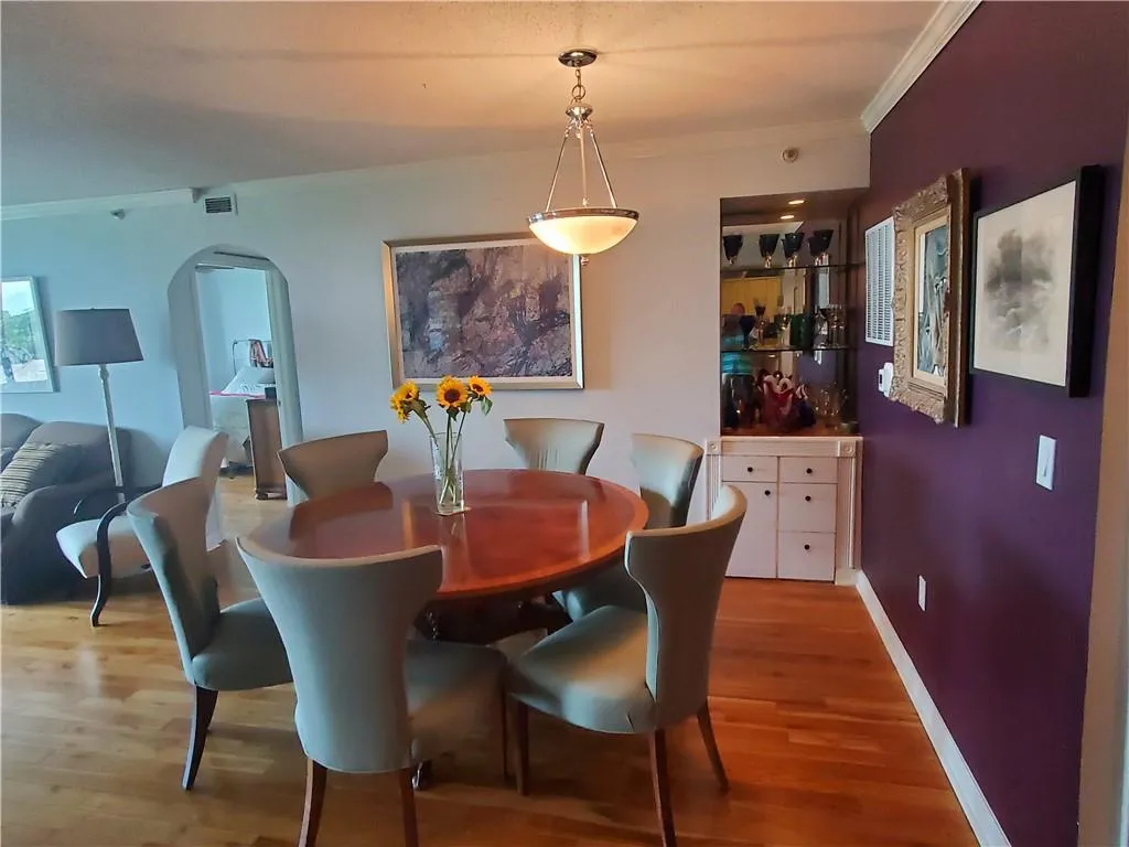 2870 Pharr Court South Nw Unit 901, Atlanta, Georgia 30305, 2 Bedrooms Bedrooms, ,2 BathroomsBathrooms,Residential,For Sale,2870 Pharr Court South Nw Unit 901,7637072