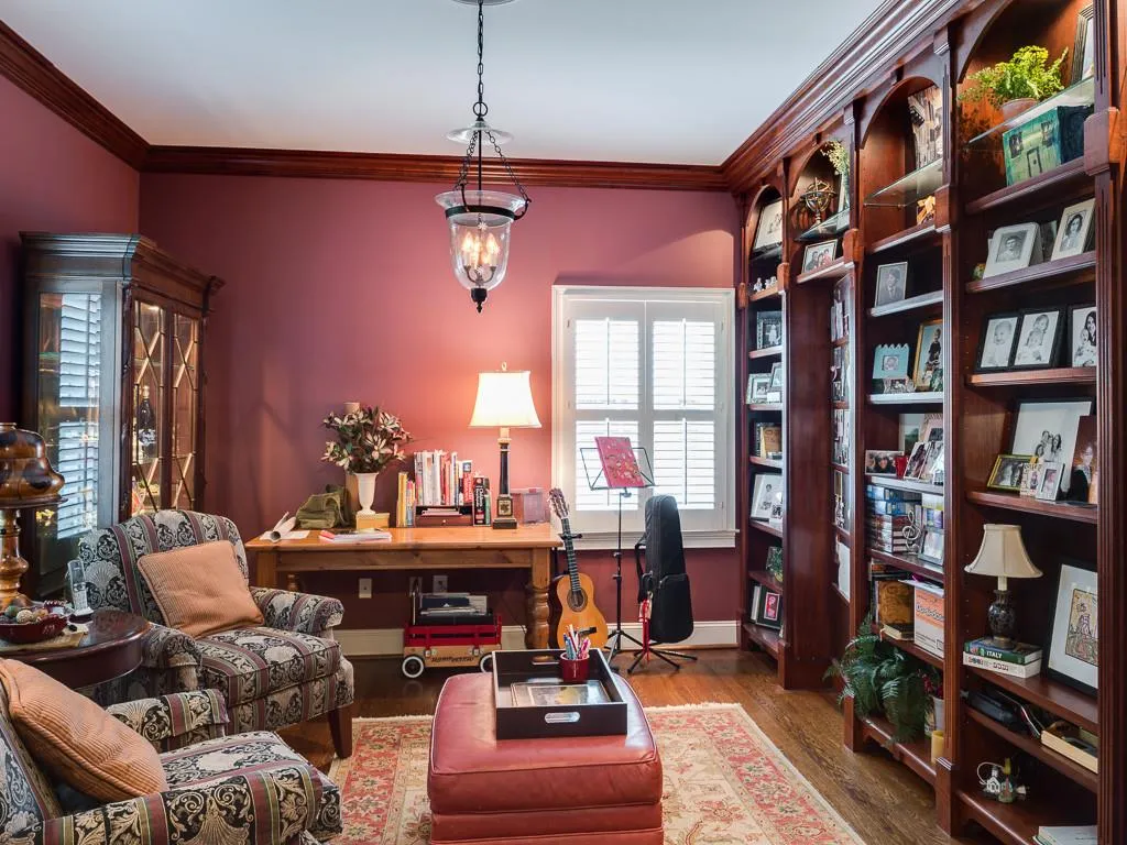 2601 Sharondale Drive Ne, Atlanta, Georgia 30305, 5 Bedrooms Bedrooms, ,4 BathroomsBathrooms,Residential,Sold,2601 Sharondale Drive Ne,5640182