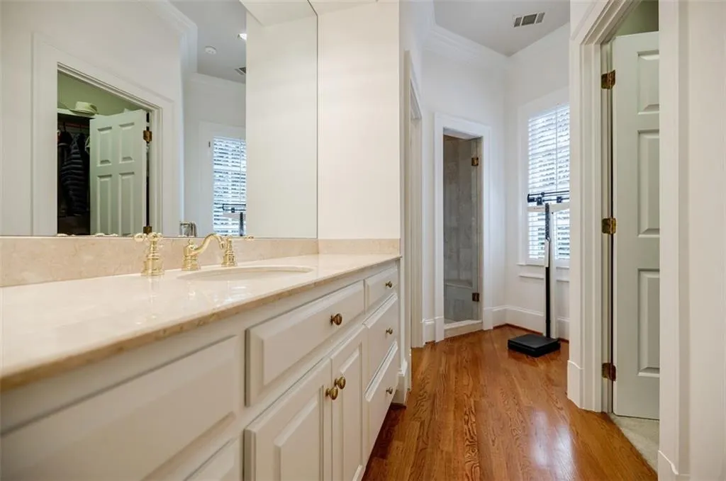 4520 Harris Trail, Sandy Springs, Georgia 30327, 4 Bedrooms Bedrooms, ,5 BathroomsBathrooms,Residential,Sold,4520 Harris Trail,7147975