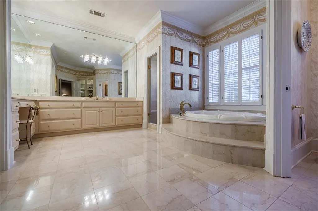 4520 Harris Trail, Sandy Springs, Georgia 30327, 4 Bedrooms Bedrooms, ,5 BathroomsBathrooms,Residential,Sold,4520 Harris Trail,7147975