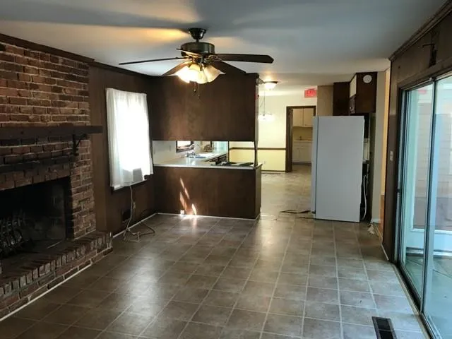 1105 Spalding Drive, Sandy Springs, Georgia 30350, 5 Bedrooms Bedrooms, ,3 BathroomsBathrooms,Residential,Sold,1105 Spalding Drive,6572115