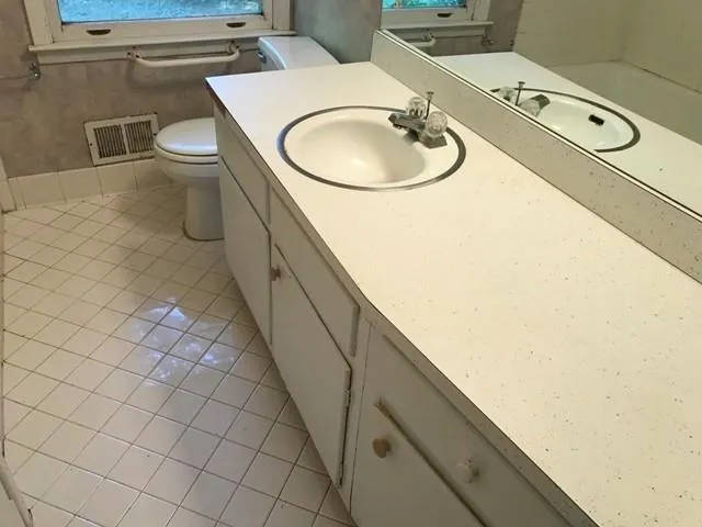 1105 Spalding Drive, Sandy Springs, Georgia 30350, 5 Bedrooms Bedrooms, ,3 BathroomsBathrooms,Residential,Sold,1105 Spalding Drive,6572115