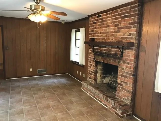 1105 Spalding Drive, Sandy Springs, Georgia 30350, 5 Bedrooms Bedrooms, ,3 BathroomsBathrooms,Residential,Sold,1105 Spalding Drive,6572115