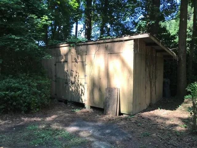 1105 Spalding Drive, Sandy Springs, Georgia 30350, 5 Bedrooms Bedrooms, ,3 BathroomsBathrooms,Residential,Sold,1105 Spalding Drive,6572115