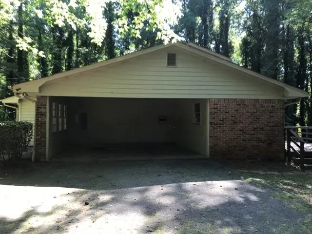 1105 Spalding Drive, Sandy Springs, Georgia 30350, 5 Bedrooms Bedrooms, ,3 BathroomsBathrooms,Residential,Sold,1105 Spalding Drive,6572115