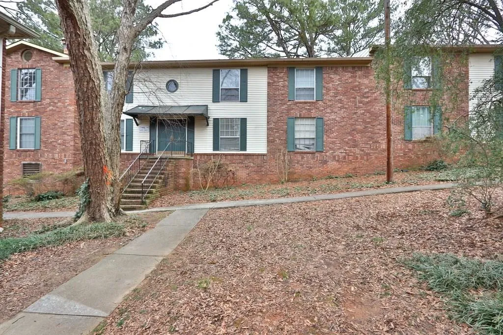 5601 Kingsport Drive Ne Unit 13, Sandy Springs, Georgia 30342, 2 Bedrooms Bedrooms, ,1 BathroomBathrooms,Residential,Sold,5601 Kingsport Drive Ne Unit 13,6120419