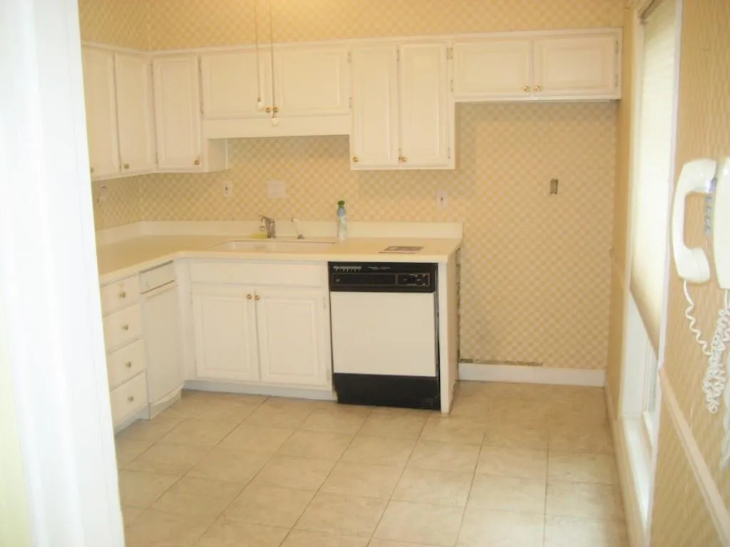 5305 Chemin De Vie, Sandy Springs, Georgia 30342, 2 Bedrooms Bedrooms, ,2 BathroomsBathrooms,Residential,Sold,5305 Chemin De Vie,5742758