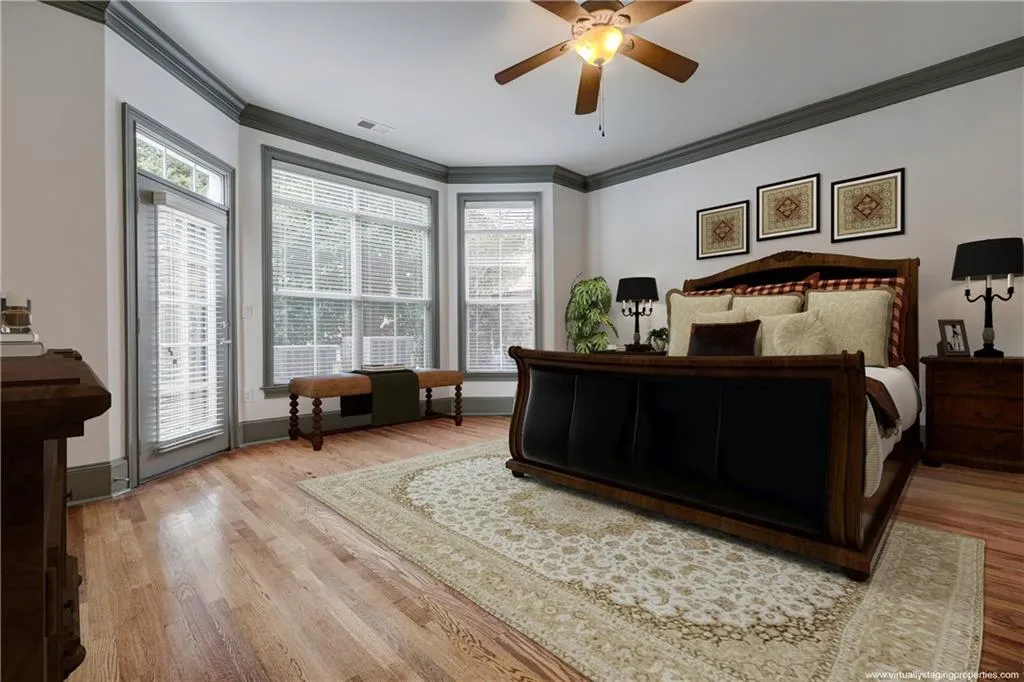 1182 Glenridge Place, Sandy Springs, Georgia 30342, 3 Bedrooms Bedrooms, ,3 BathroomsBathrooms,Residential,Sold,1182 Glenridge Place,6699454