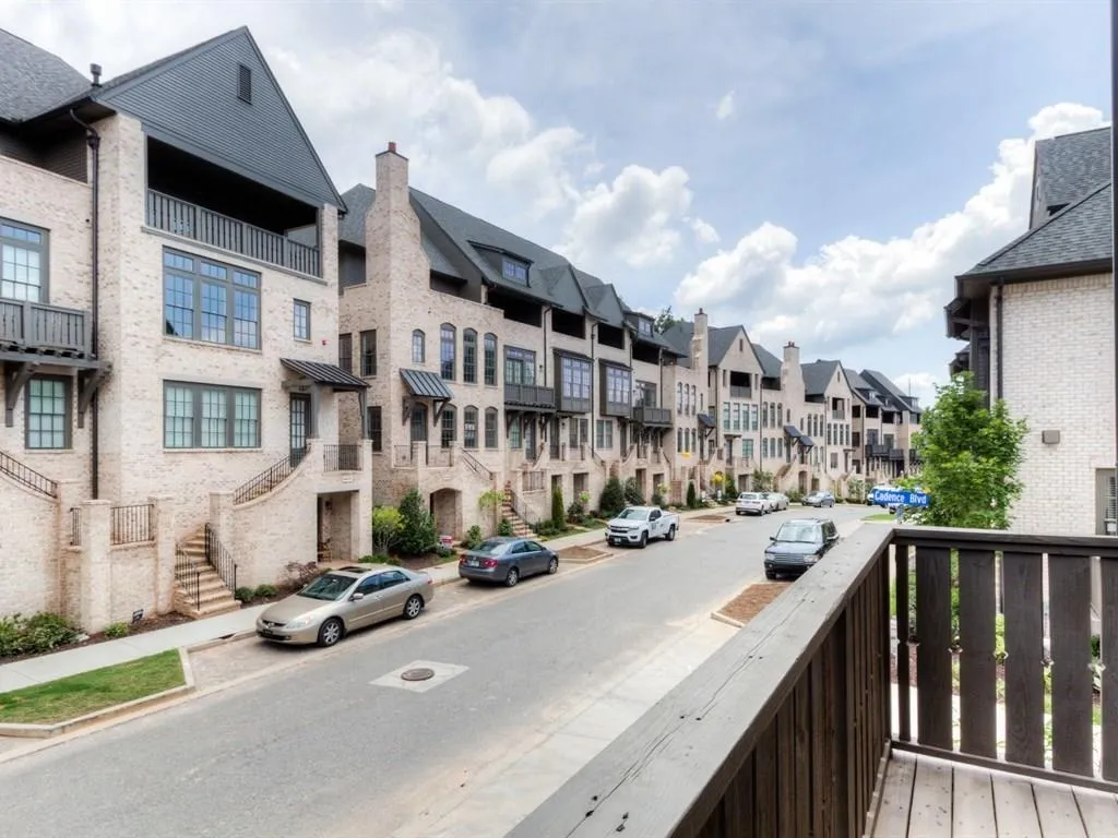 6674 Cadence Boulevard Unit 72, Sandy Springs, Georgia 30328, 1 Bedroom Bedrooms, ,1 BathroomBathrooms,Residential,Sold,6674 Cadence Boulevard Unit 72,5831706