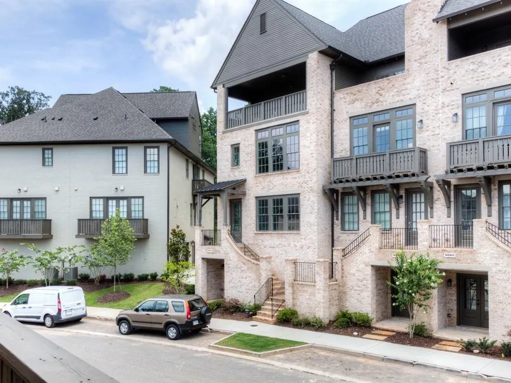 6674 Cadence Boulevard Unit 72, Sandy Springs, Georgia 30328, 1 Bedroom Bedrooms, ,1 BathroomBathrooms,Residential,Sold,6674 Cadence Boulevard Unit 72,5831706