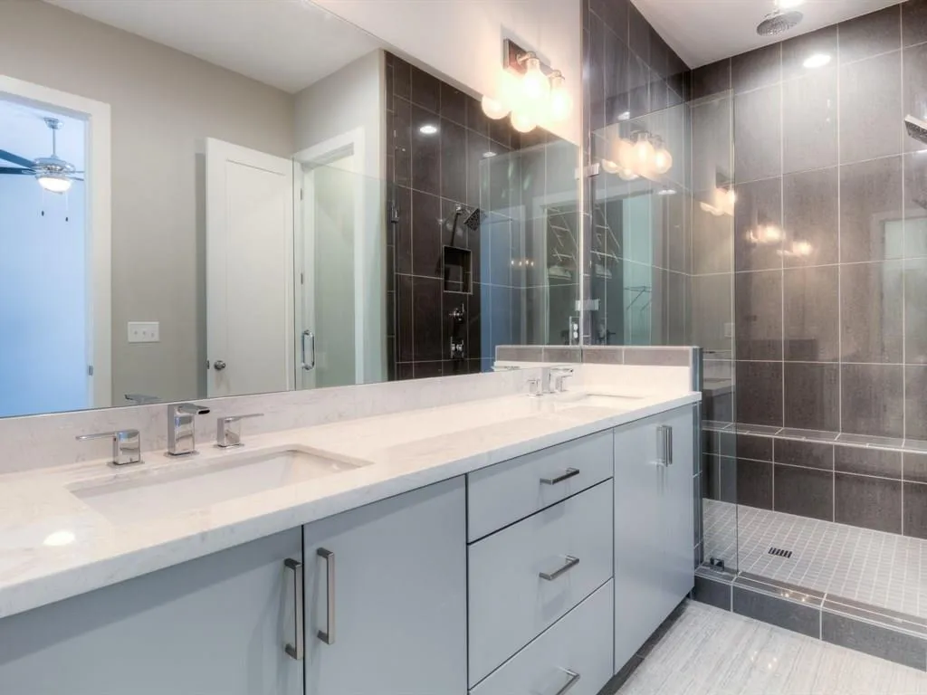 6674 Cadence Boulevard Unit 72, Sandy Springs, Georgia 30328, 1 Bedroom Bedrooms, ,1 BathroomBathrooms,Residential,Sold,6674 Cadence Boulevard Unit 72,5831706