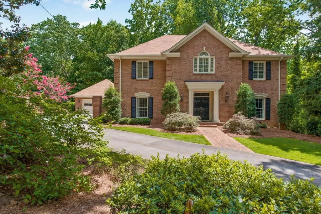 635 Idlewood Drive Nw, Sandy Springs, Georgia 30327, 5 Bedrooms Bedrooms, ,4 BathroomsBathrooms,Residential,Sold,635 Idlewood Drive Nw,5719772